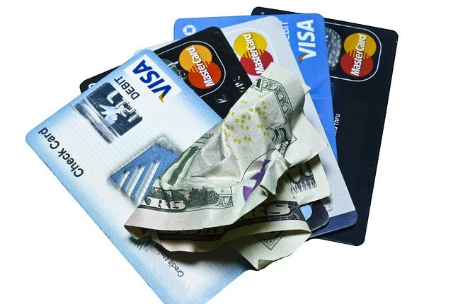 credit-card-g1c7da3879_640-640x430